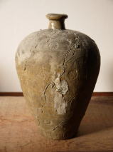 古瀬戸菊唐草紋瓶子の画像